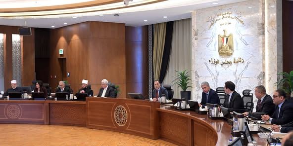 رئيس الوزراء يتابع موقف مشروعات تطوير موقع التجلي الأعظم…