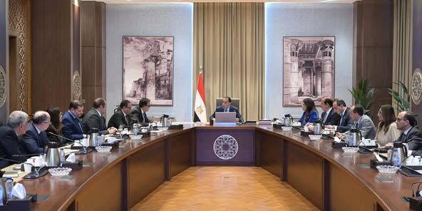 رئيس الوزراء يبحث بدء تطبيق المرحلة الثانية من منظومة…
