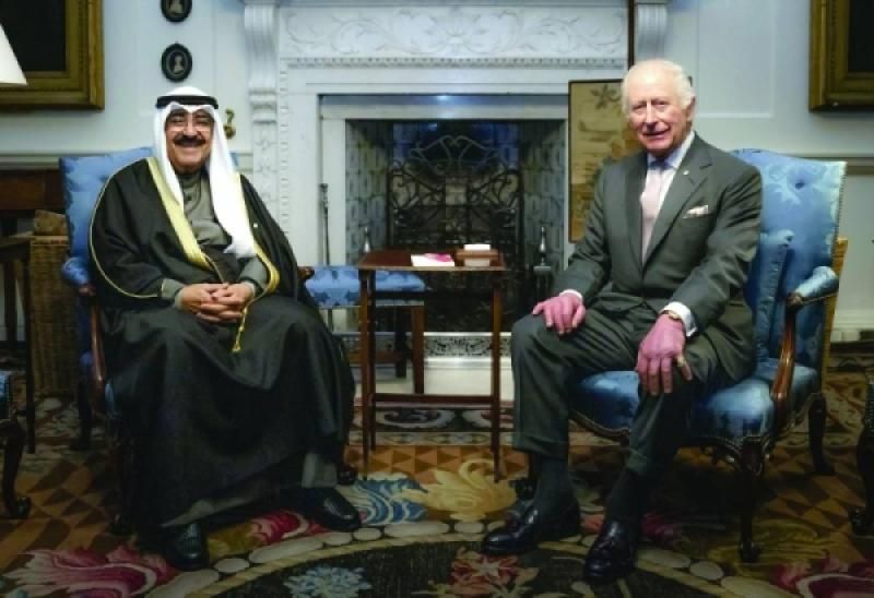 امير الكويت يلتقي الملك تشارلز الثالث ويزور مقر مؤسسة الملك بمقاطعة آيرشاير...