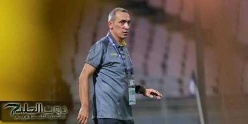 غضب وانفعال من دونيس على حكم مباراة الخليج والنصر ـ عاجل