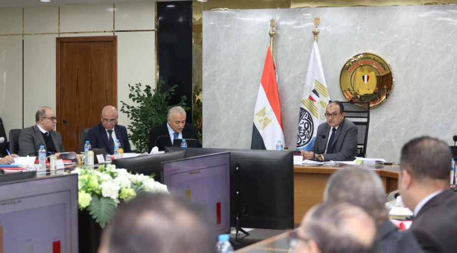 أرباح القابضة للسياحة تنمو 50% إلى 5.2 مليار جنيه للعام…