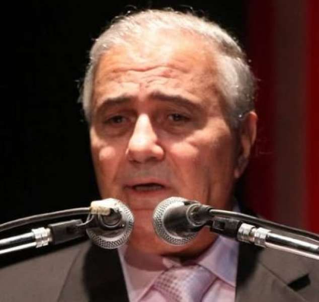 الشاعر الكبير فاروق جويدة: معارض الكتب العربية استلهمت تجربة معرض القاهرة..ومكانة الكتاب...