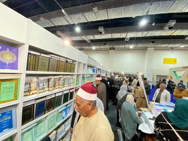أئمة أوقاف الجيزة في ضيافة جناح المجلس الأعلى للشئون الإسلامية بمعرض الكتاب