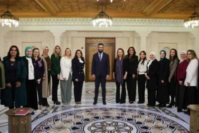 أخبار اليمن : أحمد الشرع يظهر زوجته للعلن لأول مرة