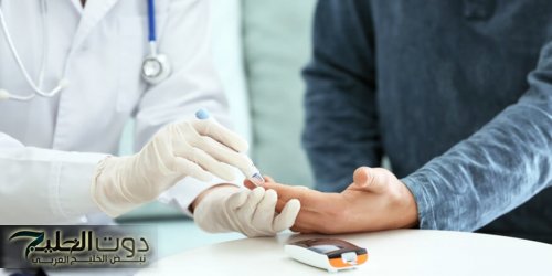 أبرزها “تنميل اليدين أو القدمين” …. طبيب فرنسي يكشف 8 علامات تظهر في الجسم تشير إلى الإصابة بالسكري الصامت… اكتشفها الآن!