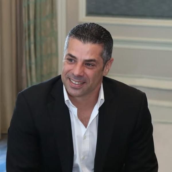 وزير الثقافة يصدر قرارًا بتكليف الأستاذ أحمد عبيد مساعدًا لوزير الثقافة للاستثمار