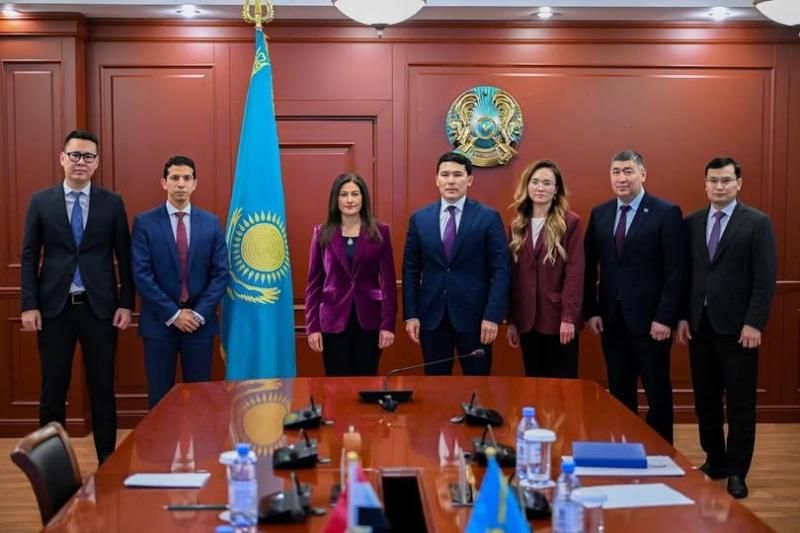 وزير السياحة والرياضة الكازاخي يستقبل سفيرة جمهورية مصر العربية في أستانا