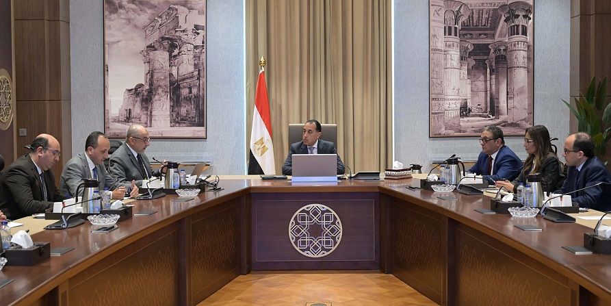 رئيس الوزراء: شراكة مع القطاع الخاص في مشروعات تطوير شركات…