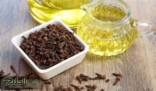 مش ها تحتاجي كريمات تفتيح تاني!! .. استخدمي خلطة القرنفل مع زيت الزيتون لمدة أسبوع .. وهتلاقي النتيجة من أول يوم بشرة نضرة وصافية!!