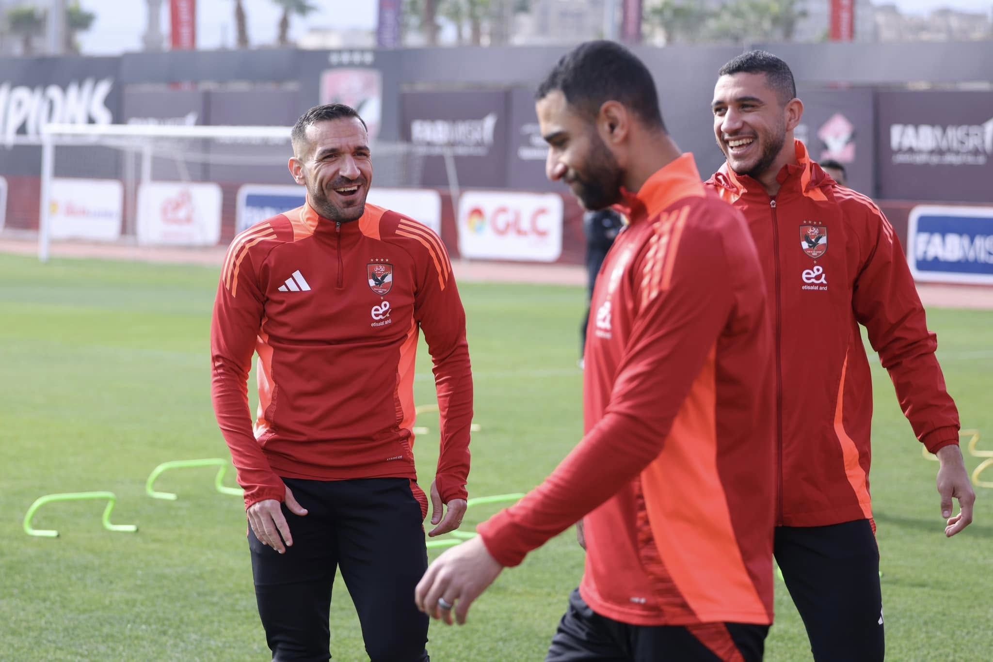 تركيز في مران الأهلي.. وتدريبات تأهيلية لـ"وسام وطاهر وبن شرقي".. صور