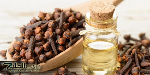 أكتشاف مذهل: الشابة الأردنية تكشف تأثير القرنفل على صحة الفم واللثة بعد 3 أيام من الاستخدام