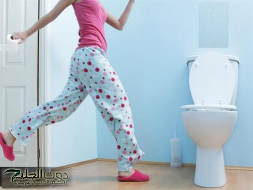 لماذا يزداد التبول في فصل الشتاء؟ الأسباب والحلول