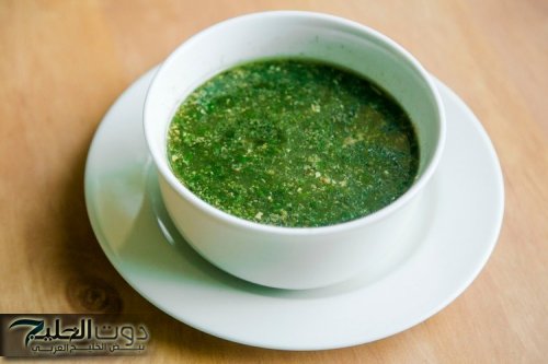 إعادة تسخين الملوخية: تحذيرات صحية خطيرة