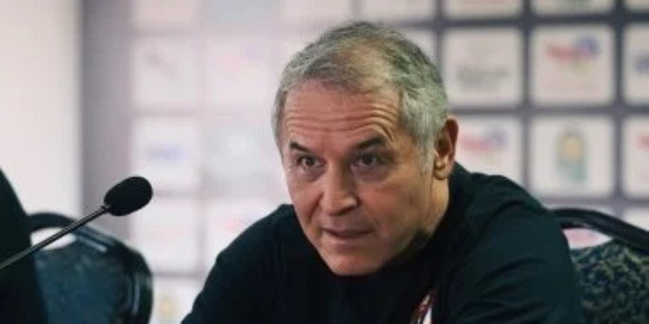 علي معلول خارج حسابات كولر فى مباراة الأهلى والزمالك