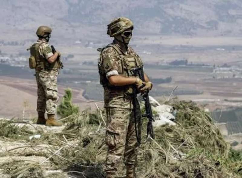 الجيش اللبناني ينتشر في 11 بلدة جنوبية بعد انسحاب إسرائيل