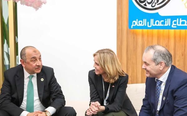 وزير قطاع الأعمال يبحث مع رئيس شركة هوج النرويجية سبل…