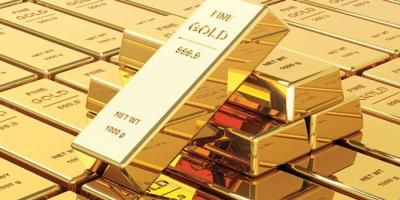 الذهب يستقر قرب أعلى مستوياته