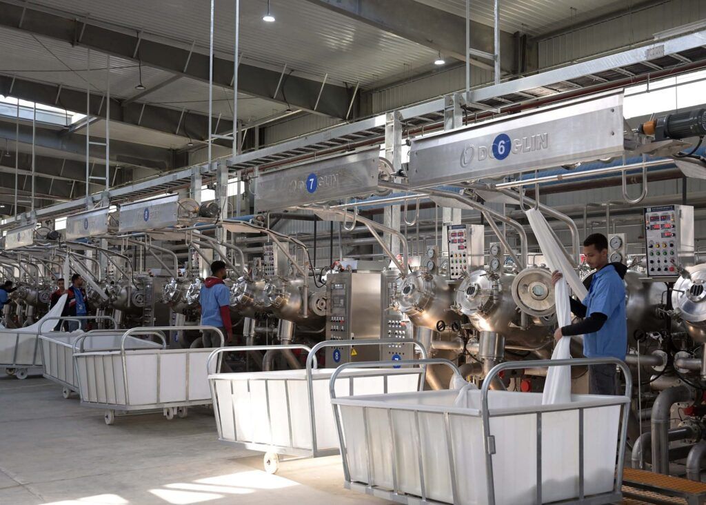 رئيس الوزراء يشهد افتتاح مصنع “إيجيبت كادي”…