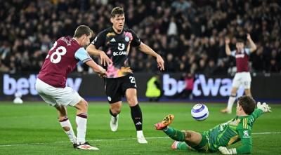 وست هام يزيد متاعب ليستر