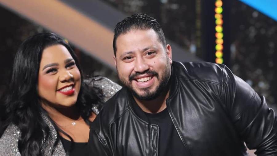 بعد انفصالهما..محمد كارتر يعلن عودته لـ شيماء سيف أعلن المنتج محمد كارتر عن عودته لزوجته الفنانة شيماء سيف بعد انفصالهما عن بعضهما البعض بصورة رسمية خلال الشهر إقرأ المزيد