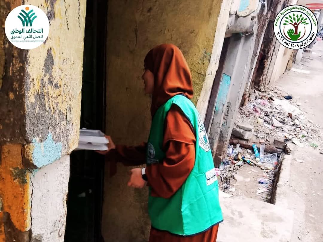 التحالف الوطني يواصل توزيع وجبات غذائية في البحيرة