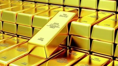 الذهبُ يرتفع مع هبوط الدولار