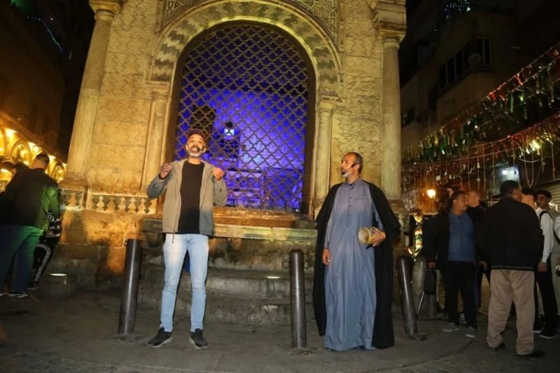 في عرض جماهيري: الاراجوز التراثي يحكي سيرة الشارع الأعظم