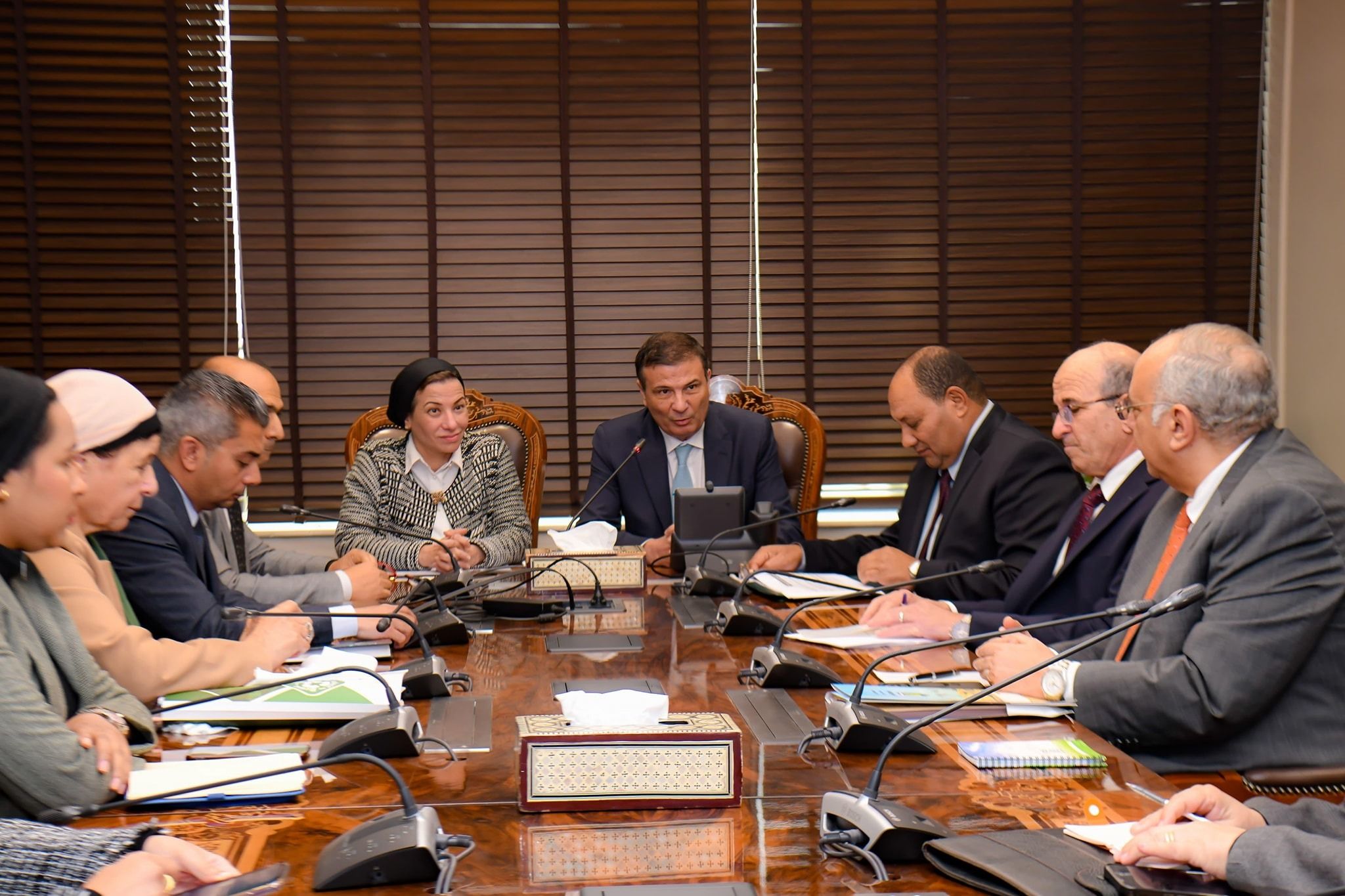 وزيرا البيئة والزراعة يبحثان الاستفادة من المخلفات الزراعية…