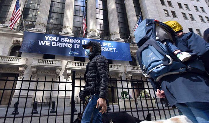 ثقة المستهلك الأمريكي تسجل أدنى مستوياتها منذ نوفمبر 2022