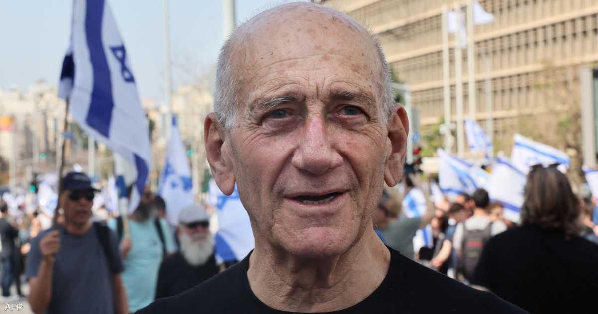 العالم اليوم - أولمرت يدعو نتنياهو للحوار مع الشرع والتوصل لمعاهدة سلام