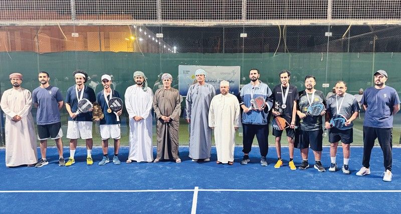 ختام بطولة جمعية الصحفيين العمانية للبادل بمحافظة ظفار