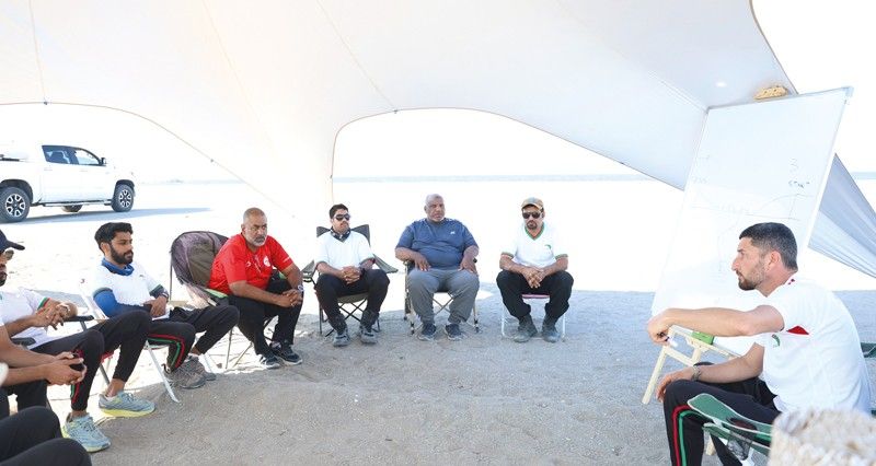 المنتخب الوطني للطيران الشراعي يواصل معسكره الداخلي بالمدينة الرياضية بولاية المصنعة