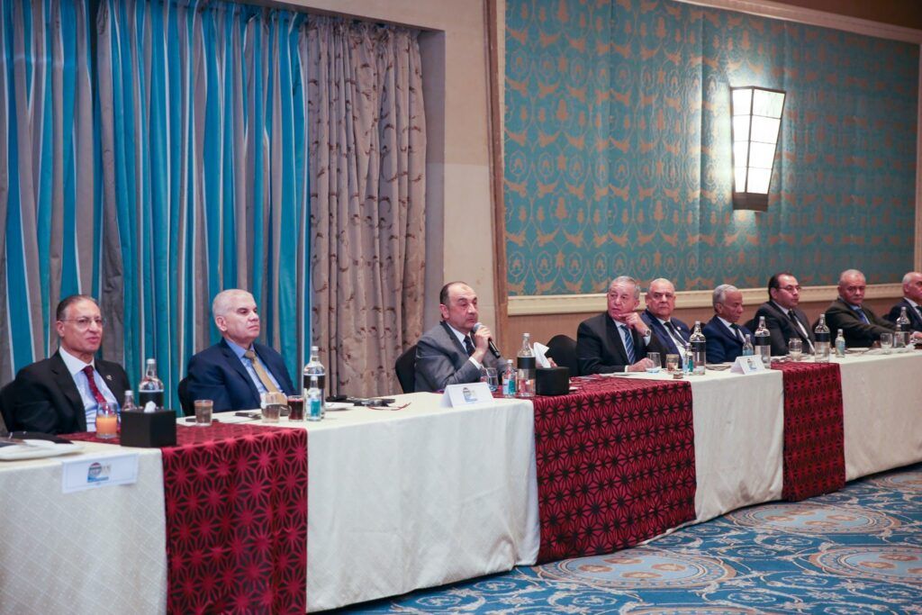 وزير قطاع الأعمال: استراتيجية شاملة لتطوير الشركات التابعة…