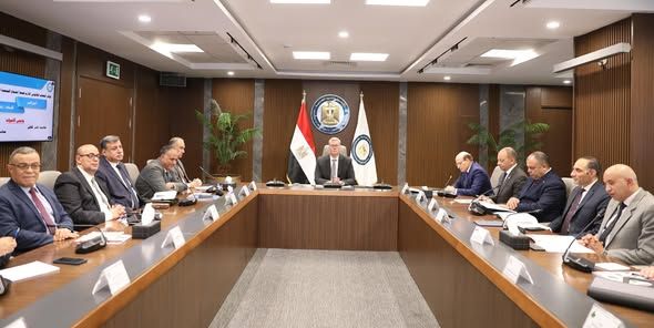 وزير البترول: تسهيلات كبيرة للقطاع الصناعي في سداد مديونيات…