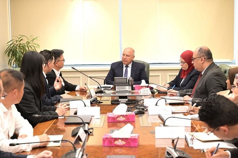 ديلي الصينية تعتزم إقامة مجمع صناعي في مصر باستثمارات 200…