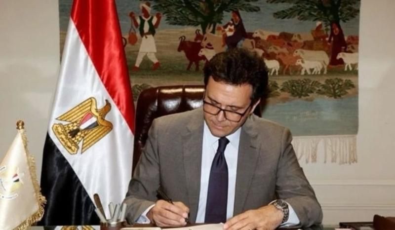 وزير الثقافة في اليوم العالمي للمسرح: المسرح المصري ظل عبر تاريخه منارة...