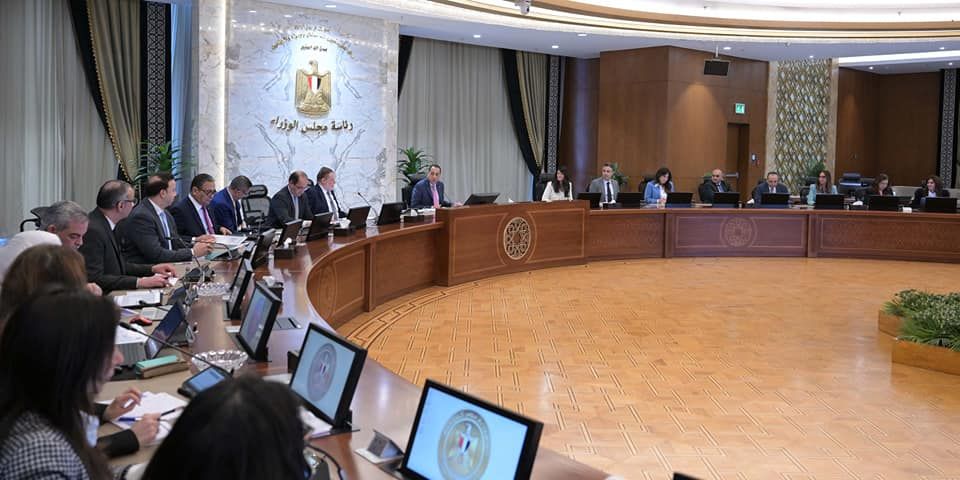 الحكومة: الاستمرار في تنفيذ السياسات الخاصة بالحفاظ على سعر…