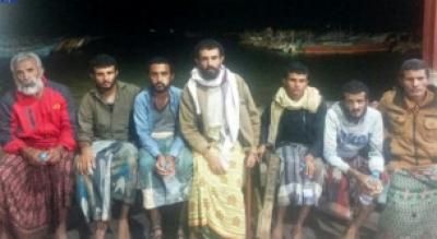أخبار اليمن : عودة 7 صيادين إلى الصليف من سجون العدو السعودي