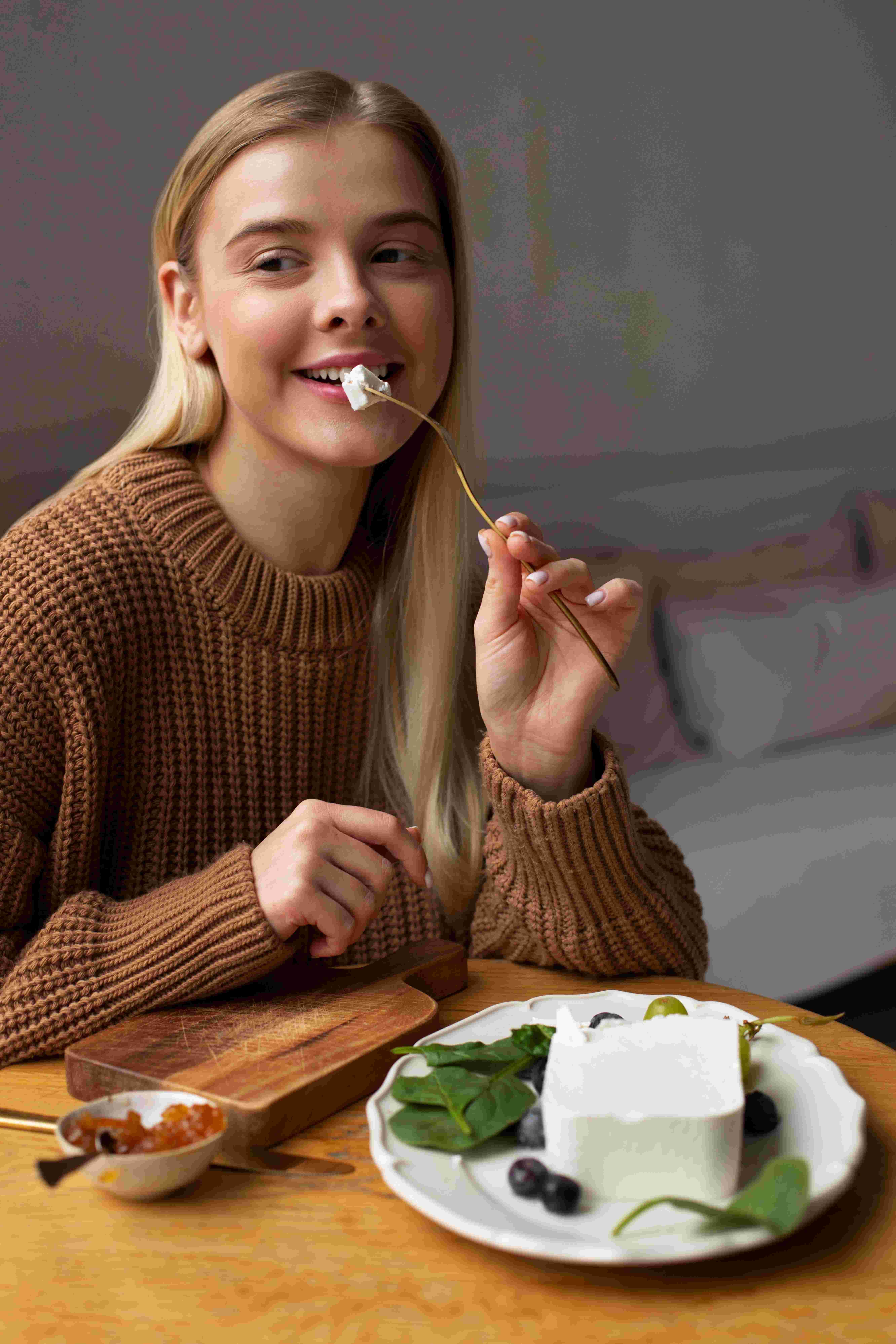 الجوع المستمر رغم الأكل.. أهم أسبابه ونصائح للتغلب عليه