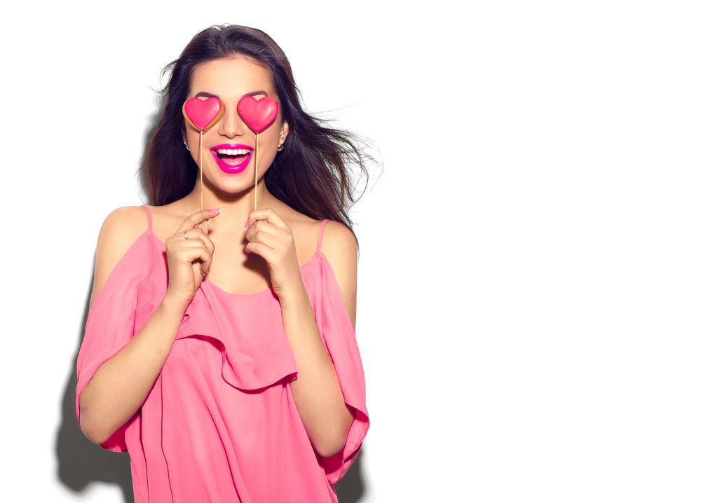 التوتر وكثرة الكافيين أحد أسبابه: خفقان القلب.. متى يكون خطيرًا وكيف نعالجه؟