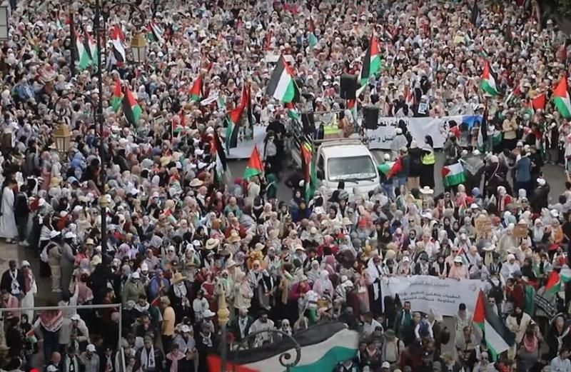 المغرب.. الآلاف يتظاهرون تضامنا مع غزة ويطالبون المملكة بإنهاء التطبيع مع إسرائيل