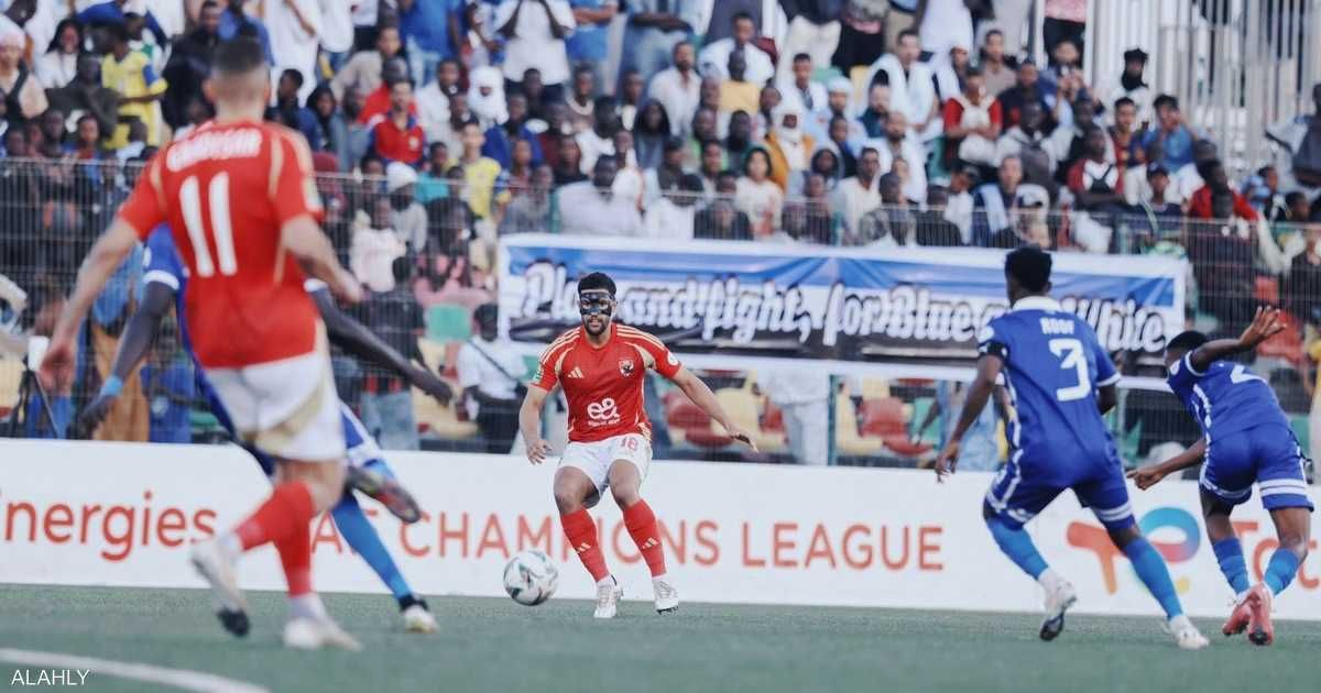 العالم اليوم - الأهلي وبيراميدز يتأهلان إلى المربع الذهبي الإفريقي