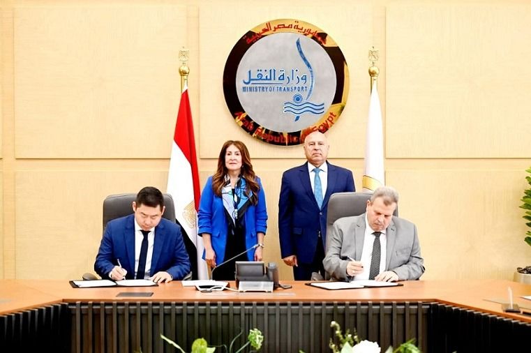 النقل توقع عقود تحديث وصيانة الجرارات مع برجروس ريل…