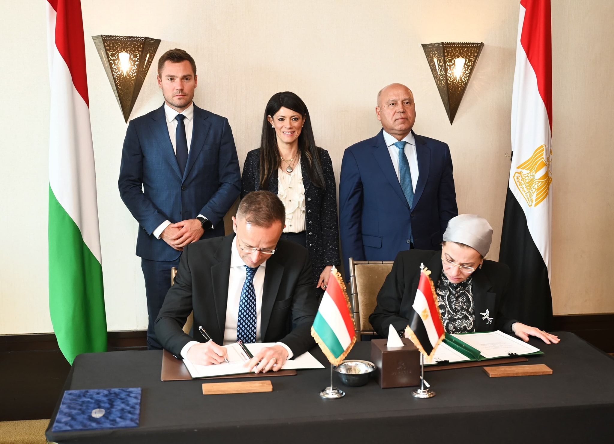 وزير الصناعة يشهد توقيع مذكرة تفاهم بين وزارة البيئة المصرية…