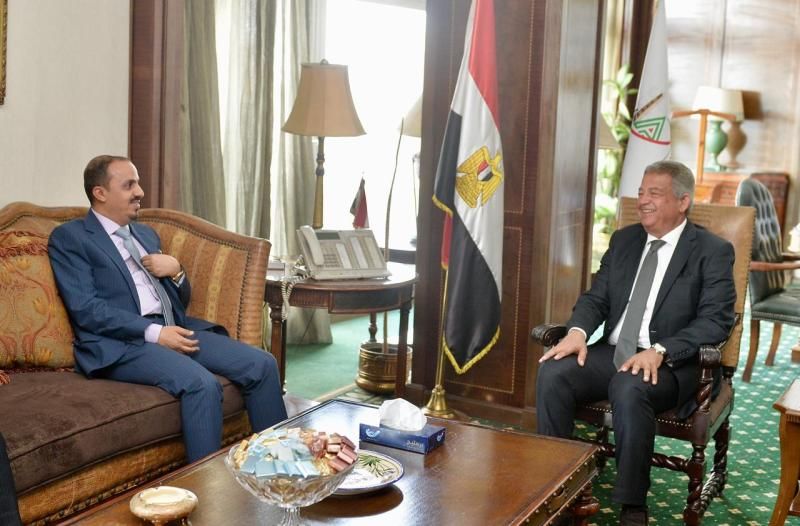 رئيس الأعلى للإعلام يبحث مع وزير الإعلام اليمني سبل التعاون