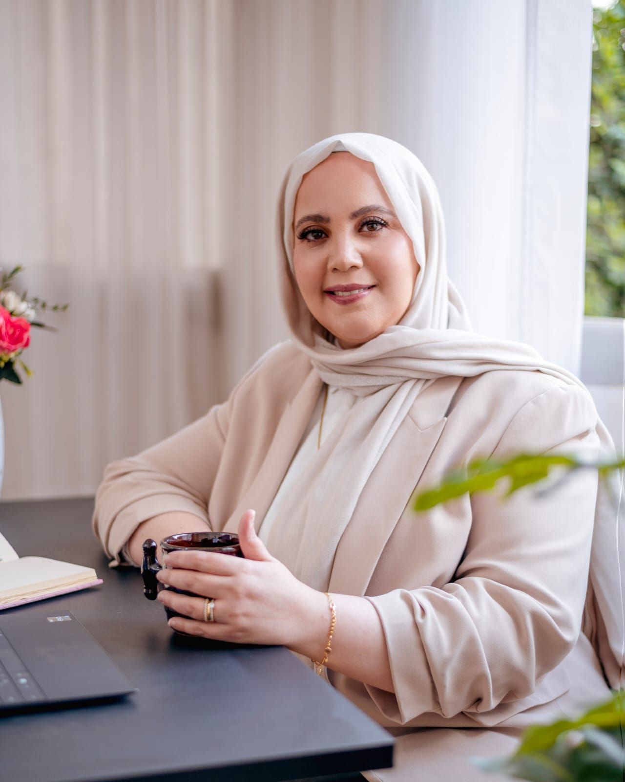 العلاقة بين الرفاهية النفسية والجمال .. نفسية جيدة تعادل جمالًا لا يشيخ أبدا