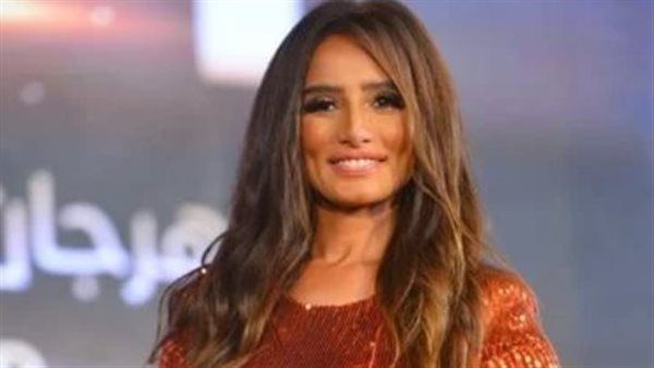 فيلم الشيطان شاطر.. تعرف علي أحدث أعمال زينة