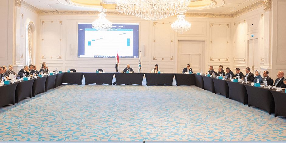 إيرادات اقتصادية قناة السويس تصل إلى 8.6 مليارات جنيه حتى…