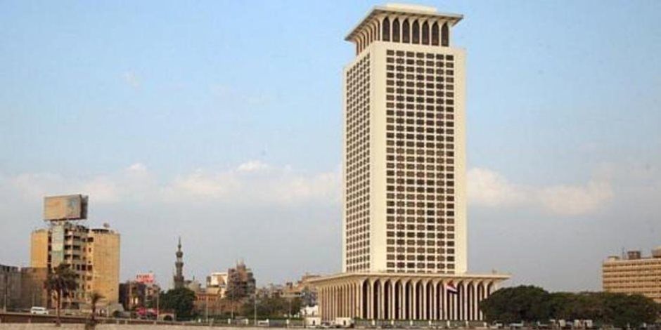 الخارجية تعلن الضوابط الخاصة بتأشيرات الدخول بأنواعها المختلفة إلى السعودية
