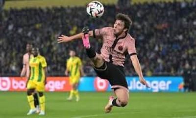 باريس يسقط في فخ التعادل أمام نانت